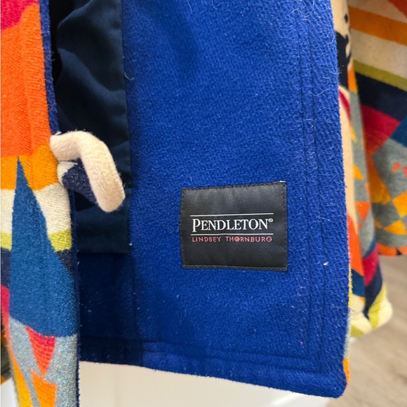 Lindsey Thornburg Pendleton Cloak - Fire Legend Pattern - Picture 6 of 8